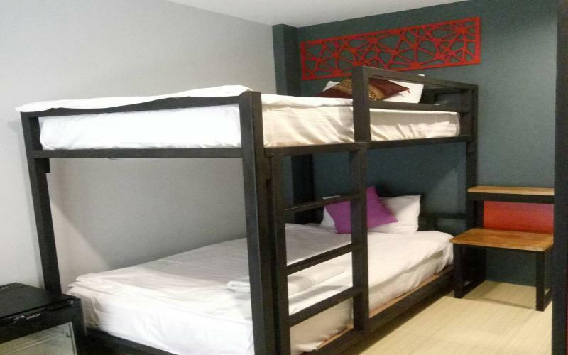 Ploenlay Hotel